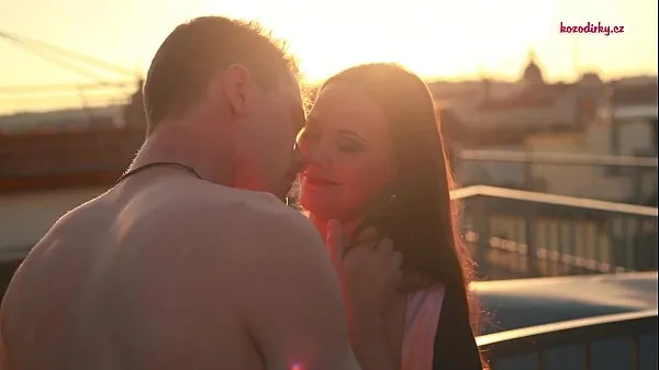 Vis PORN VALENTINE - ROOFTOOP ROMANCE AND ROMANTIC HARDFUCKING ferske filmer