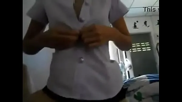 Hiển thị College girl galloping in a dress. Clip leaked girl Phim mới
