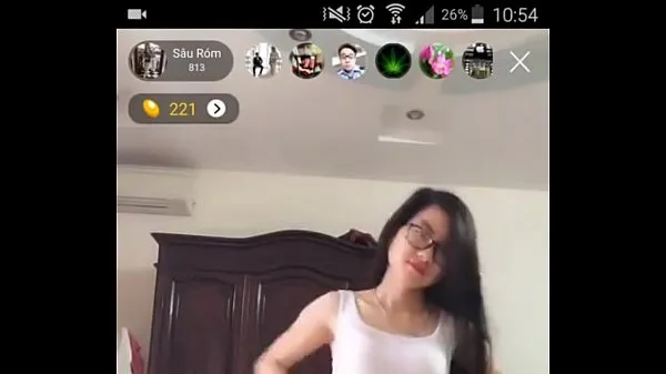Tampilkan After two minutes, I bent down again to show my breasts once on bigo live Film baru
