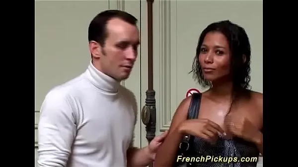 Tunjukkan black french babe picked up for anal sex Filem baharu