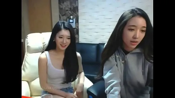 Hiển thị Asian Idols Show Their Tits on Cam Phim mới