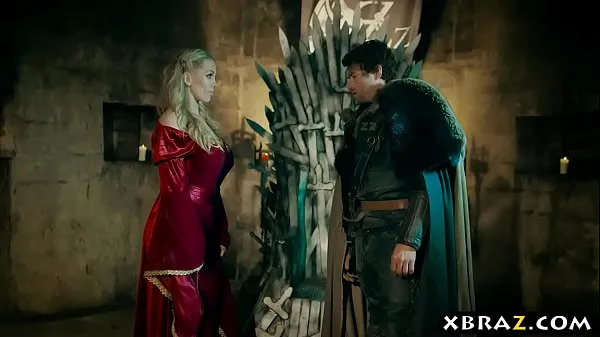 Näytä Game of thrones parody where the queen gets gangbanged tuoretta elokuvaa