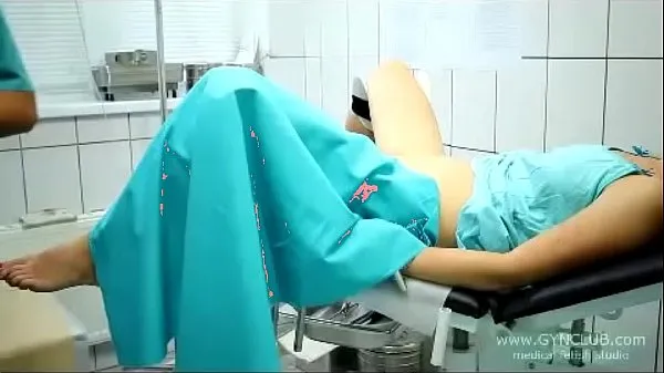 beautiful girl on a gynecological chair (33 Yeni Filmi göster
