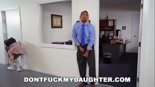 Mutass DON'T FUCK MY step DAUGHTER - Bring step Daughter to Work Day ith Victoria Valencia friss filmet