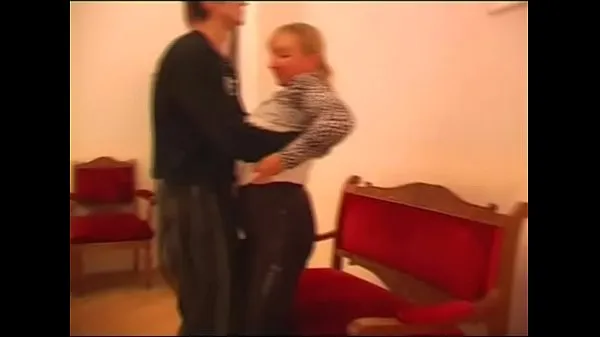 Vis busty russian mature with young guy ferske filmer