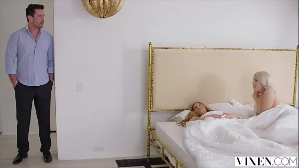 Pokaż VIXEN Two Curvy Roommates Seduce and Fuck Married Neighbornowe filmy