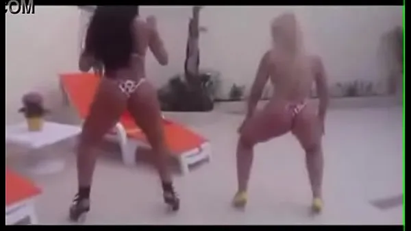 Mutass Hot babes dancing ForróFunk friss filmet