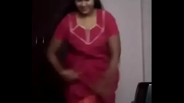 Mutass Red Nighty indian babe with big natural boobies friss filmet