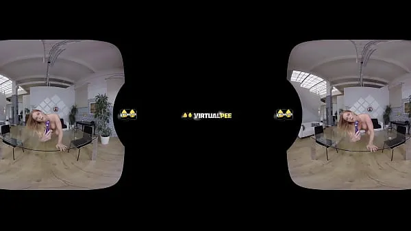 Näytä Virtualpee - Chrissy On The Table - VR Porn tuoretta elokuvaa