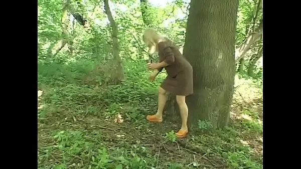 Zobrazit nové filmy (Mature well-padded blonde Sharone Lane seduced young guy in the forrest)