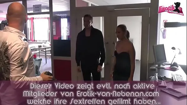 Prikaži German no condom casting with amateur milf svežih filmov