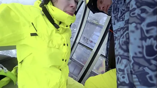 Mutass 4K Public cumshot on mouth in ski lift Part 1, 2 friss filmet