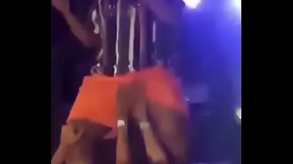 Musician's boner touched and grabbed on stage Yeni Filmi göster