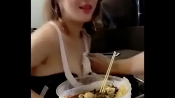 Show While eating, I was pushed down. Poor me. Full Link fresh Movies