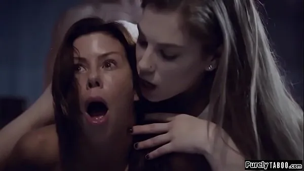 Tunjukkan Busty patient relives sexual experiences Filem baharu