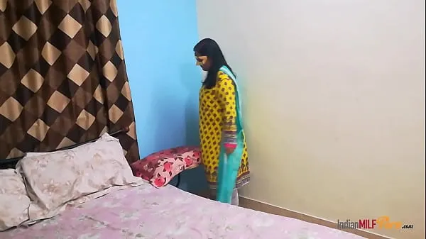Pokaż Indian Couple Fucking In Bedroom With Shanaya Bhabhi With Tamil Husband Hot Fucknowe filmy