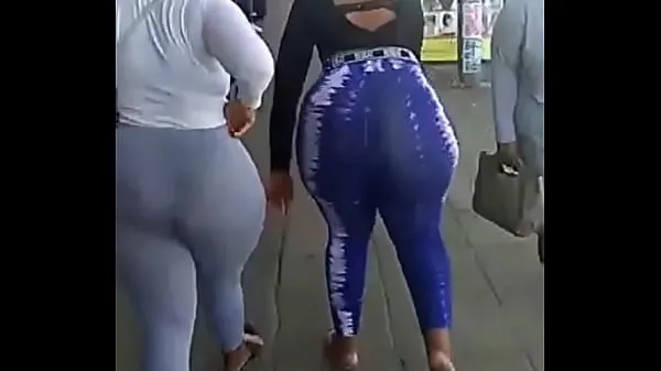 Mutass African big booty friss filmet
