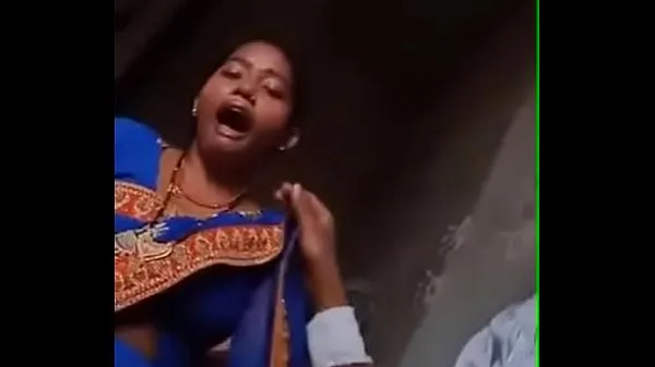 Prikaži Indian bhabhi suck cock his hysband svežih filmov