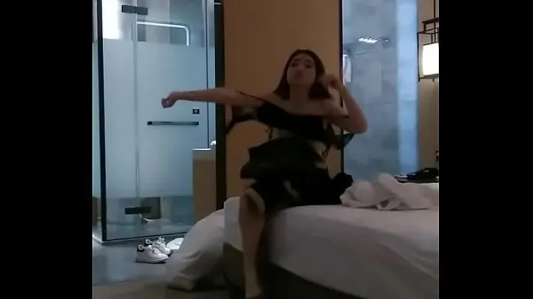 Tunjukkan Filming secretly playing sister calling Hanoi in the hotel Filem baharu