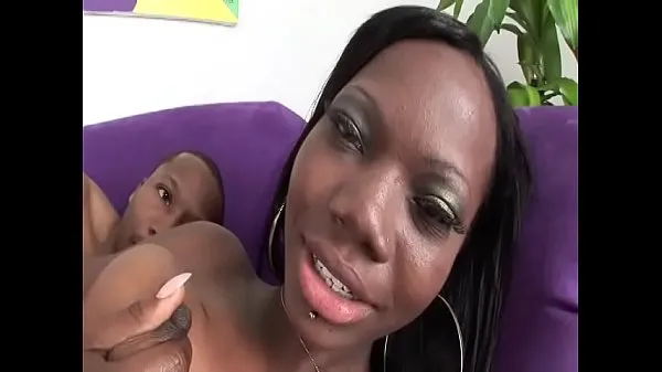 Tunjukkan Sexy black lady with perfect boobs rides hard ebony cock by her twat Filem baharu