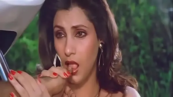 Εμφάνιση Sexy Indian Actress Dimple Kapadia Sucking Thumb lustfully Like Cock φρέσκων ταινιών