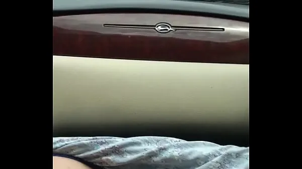 Mostrar Too Horny To Wait. Fingering in the car filmes recentes