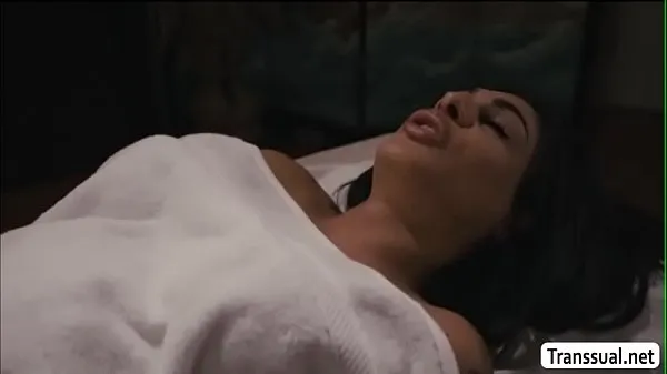 TS Eva does massage anal sex with dude تازہ فلمیں دکھائیں