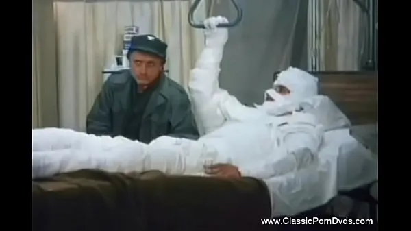 Tunjukkan Vintage Nurses Frolic For Sexy Fun Filem baharu