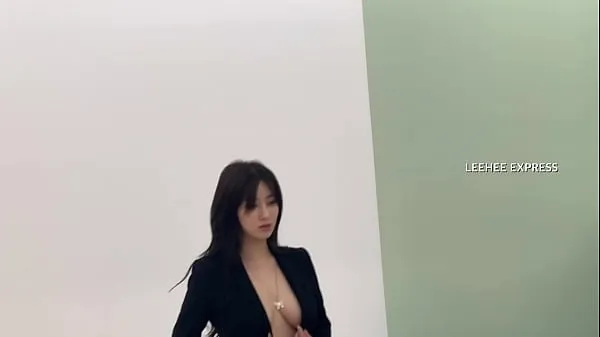 Εμφάνιση Korean underwear model φρέσκων ταινιών