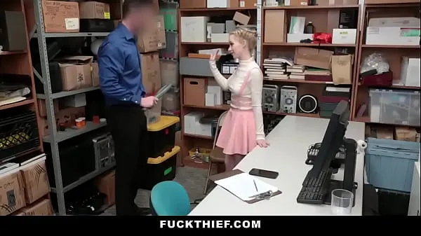 Pokaż Shoplifter Teen Fucked In Security Room As Punishmentnowe filmy