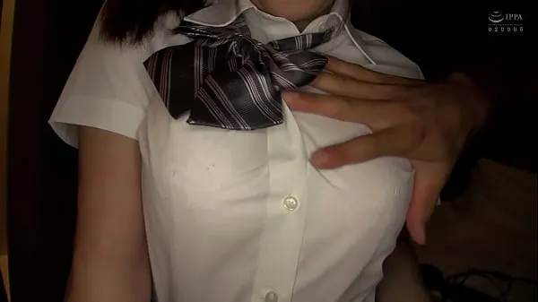 Hiển thị Naughty sex with a 18yo woman with huge breasts. Shake the boobs of the H cup greatly and have sex. Fingering squirting. A piston in a wet pussy. Japanese amateur teen porn Phim mới