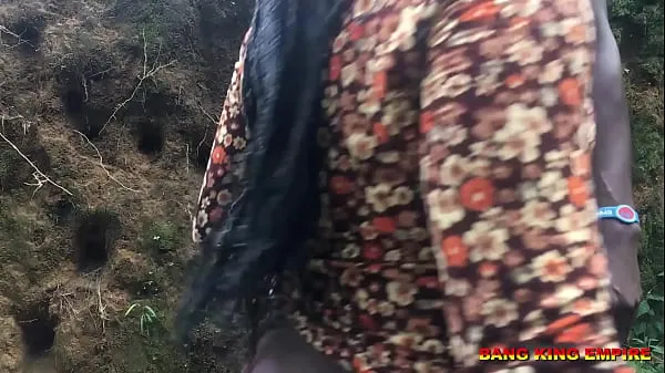I FUCKED HER ON THE VILLAGE ROAD COMING BACK FROM FARM WITH GRANDMA تازہ فلمیں دکھائیں