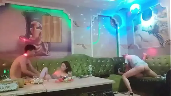 Mutass chinese ktv kinky group sex sitting lady friss filmet