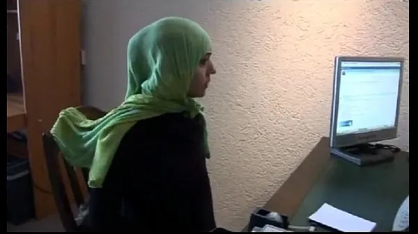 Visa Moroccan slut Jamila tried lesbian sex with dutch girl(Arabic subtitle färska filmer