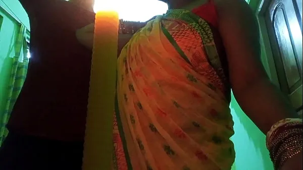 Hiển thị INDIAN Bhabhi XXX Wet pussy fuck with electrician in clear hindi audio | Fireecouple Phim mới