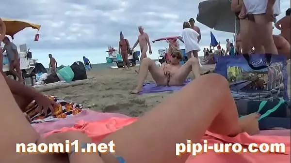 Mutass girl masturbate on beach friss filmet