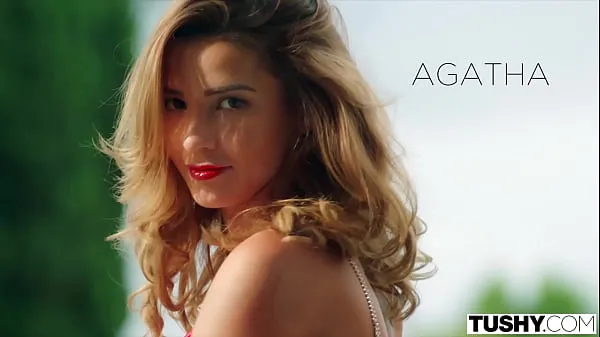 Εμφάνιση TUSHY Actress Agatha has passionate anal with co-star φρέσκων ταινιών