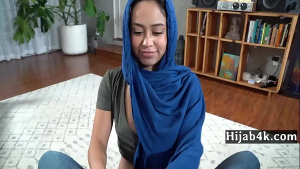 Show Teaching My Stepsis In Hijab - Dania Vega fresh Movies
