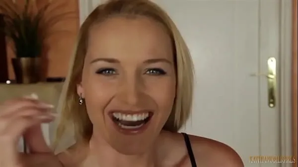 Zobrazit nové filmy (step Mother discovers that her son has been seeing her naked, subtitled in Spanish, full video here)