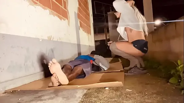 STREET RESIDENT FUCKING VIVI SEXYDOLL'S KITCHEN ON THE STREET تازہ فلمیں دکھائیں