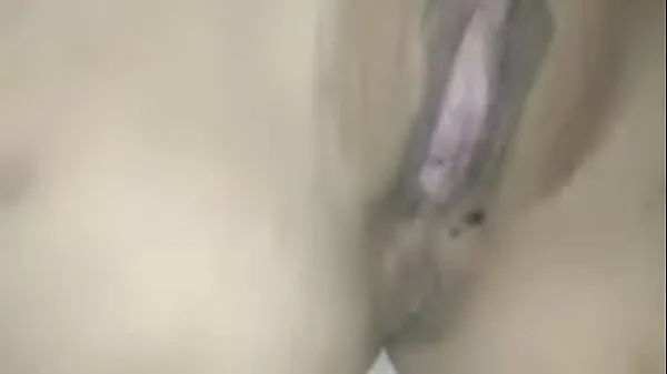 Spreading the pussy of an Asian student girl, giving her a cock to suck until she cums all over her mouth, then thrusting the cock into her clit, fucking her pussy with loud moans, making her extremely aroused. She masturbated twice and cummed a lot تازہ فلمیں دکھائیں