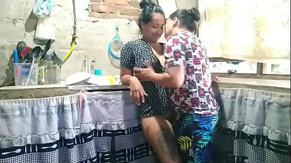 Hiển thị Since my husband is not in town, I call my best friend for wild lesbian sex Phim mới